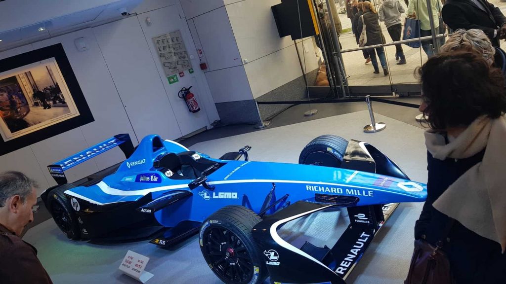 It’s Time to Embrace Social Retail